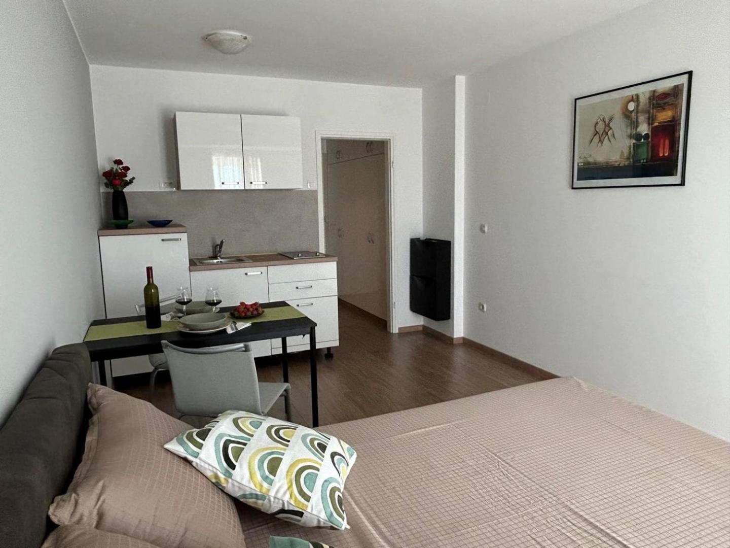 Gorgeous Biserka Apartment Near The Sea غاباس المظهر الخارجي الصورة